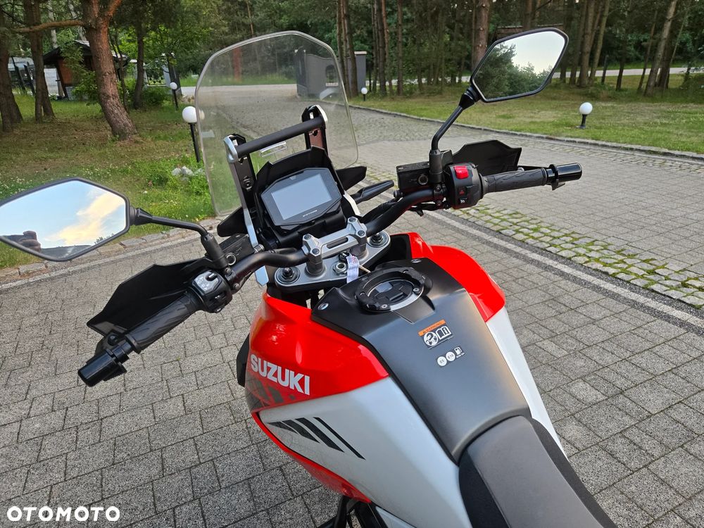 Suzuki V-STROM - 18