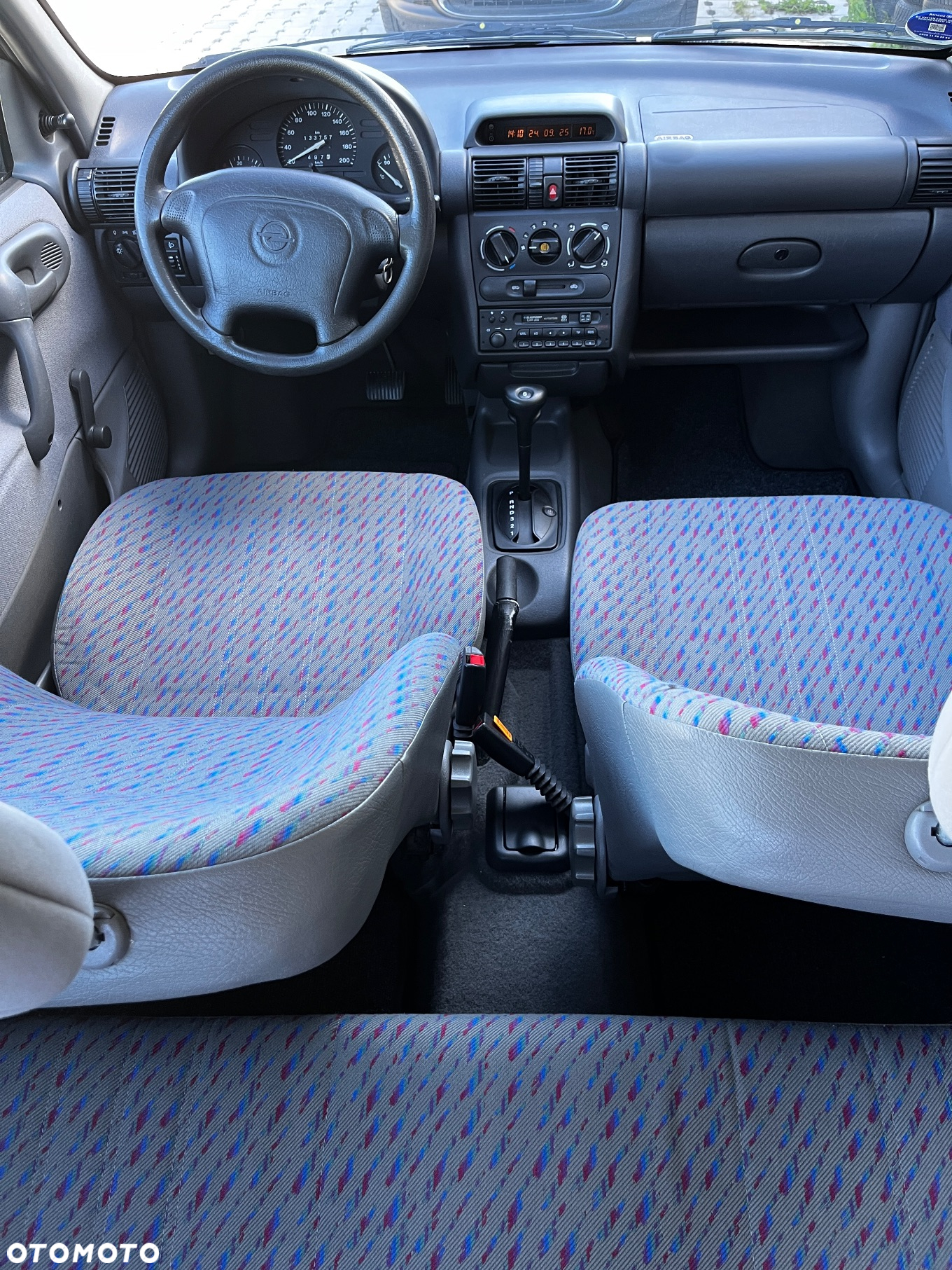 Opel Corsa - 8