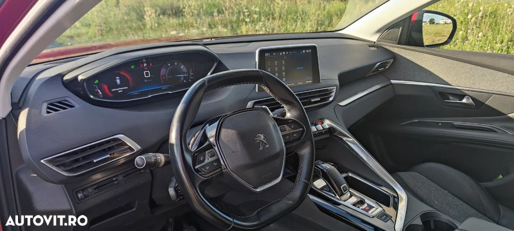 Peugeot 3008 1.5 BlueHDI S&S EAT8 Allure - 5