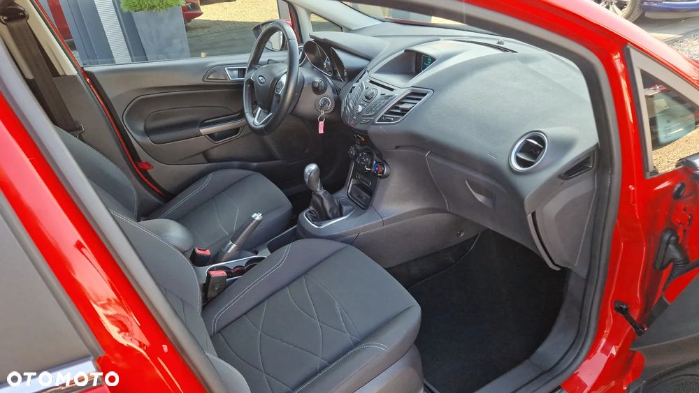 Ford Fiesta 1.0 EcoBoost Titanium - 8