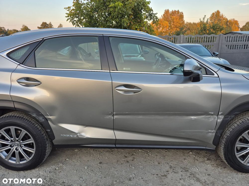 Lexus NX 300h Elite AWD - 21
