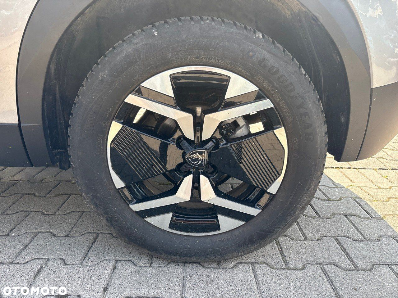 Peugeot 2008 1.2 PureTech GT S&S EAT8 - 11