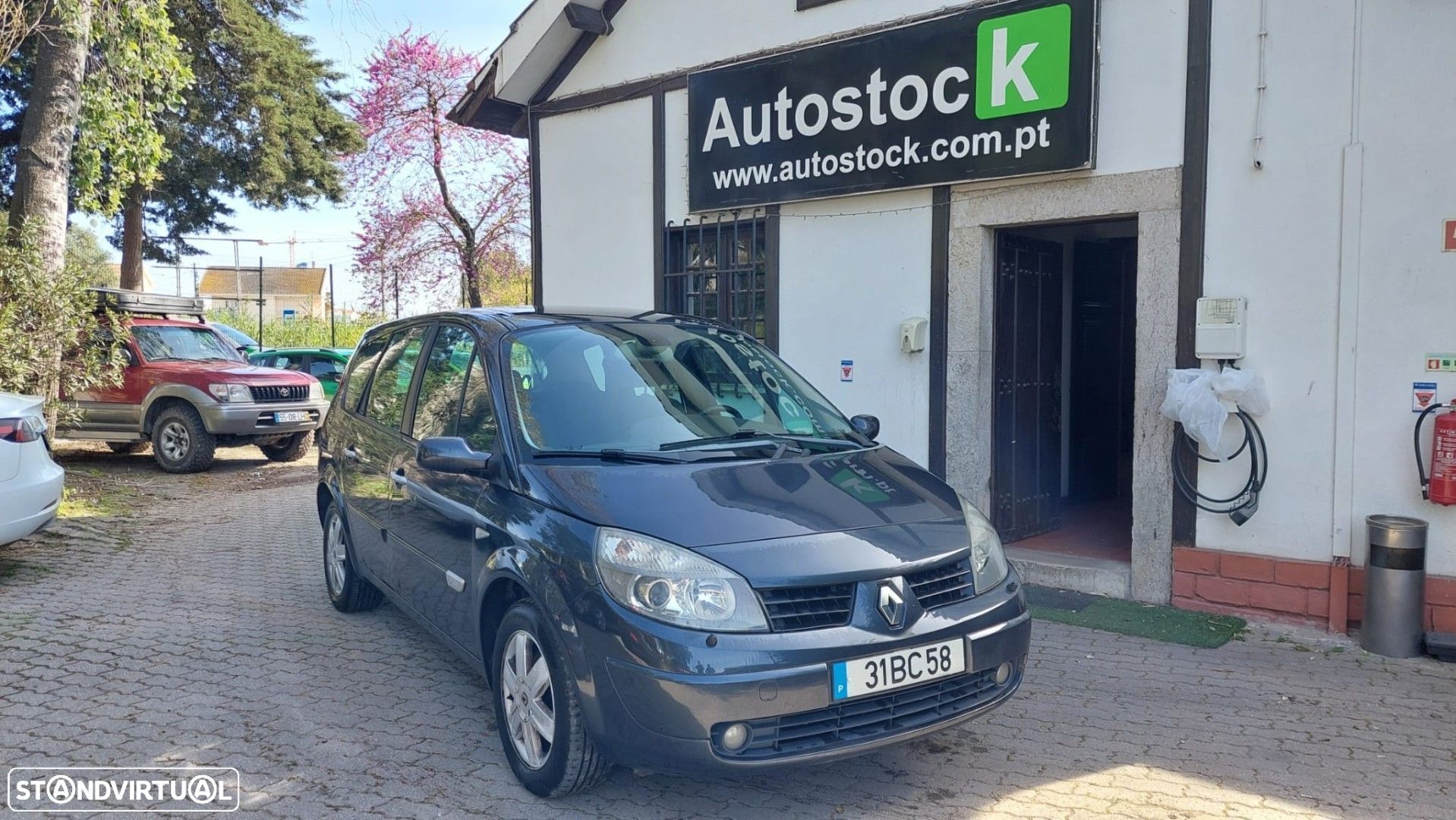 Renault Mégane Scénic - 1