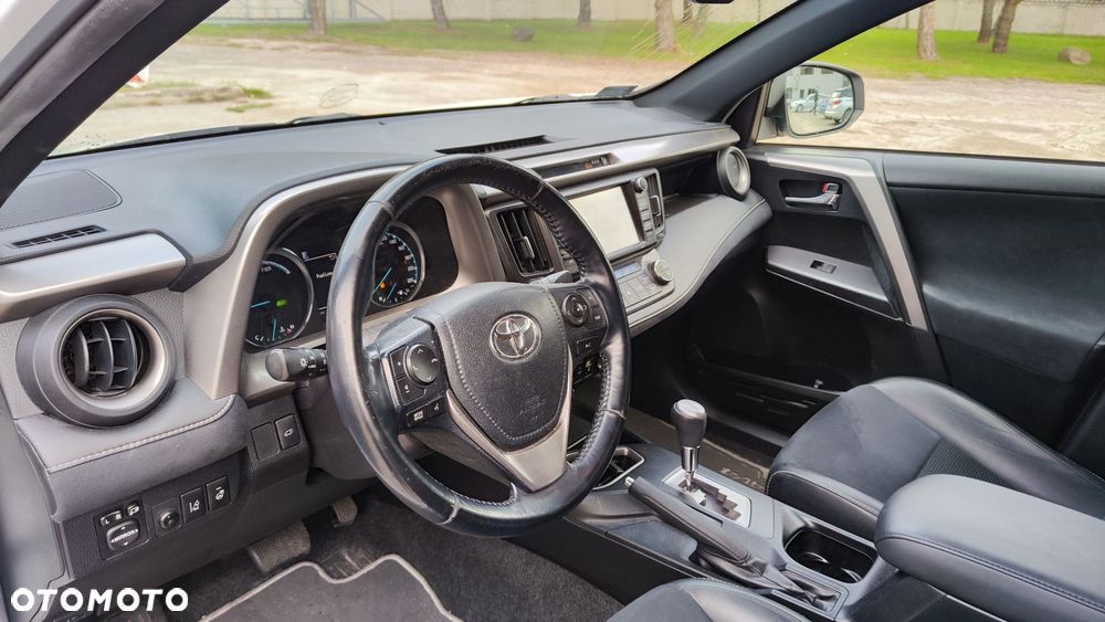 Toyota RAV4 - 7