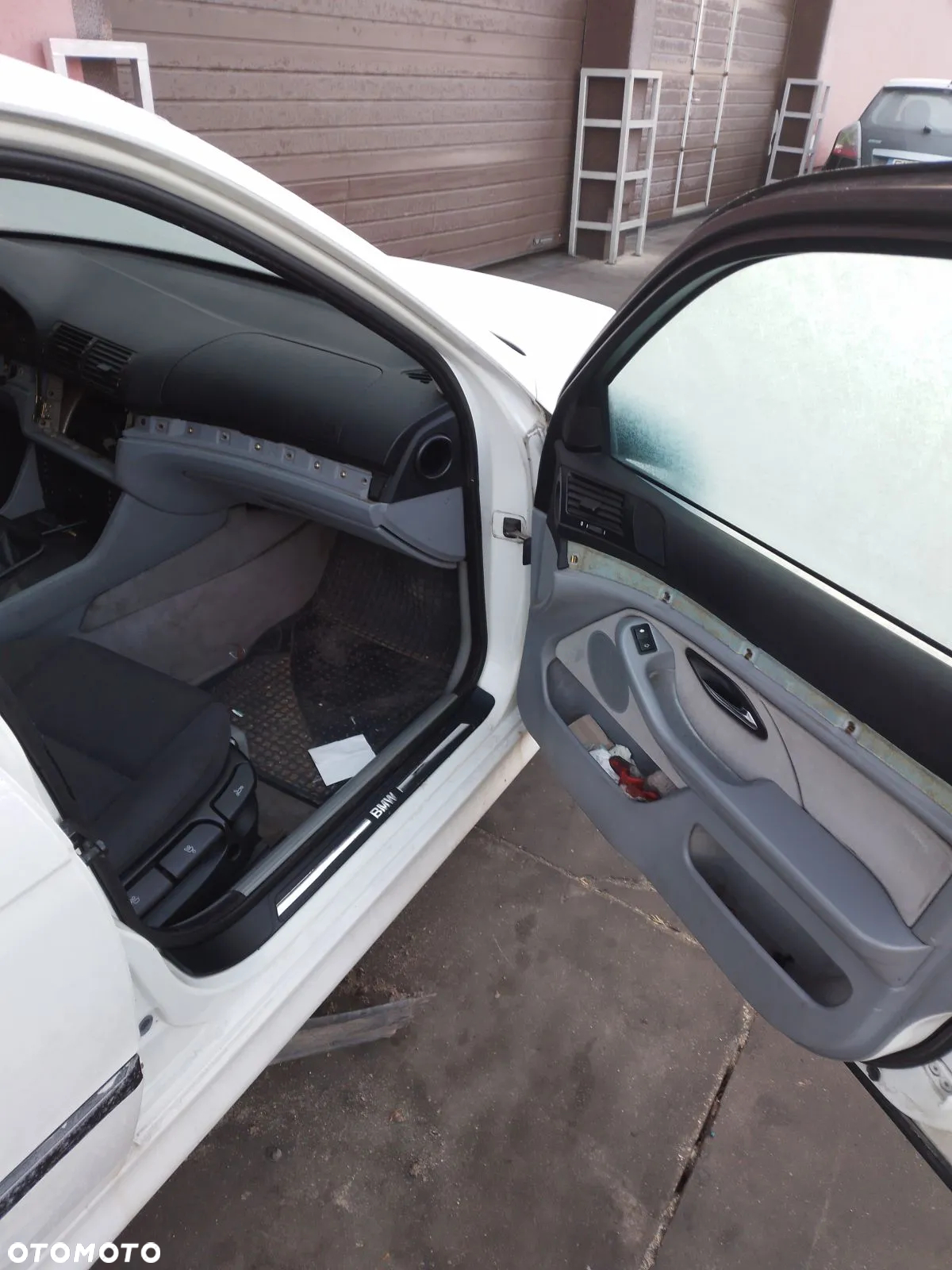 BMW E39 95-00 2.5 523I M52 LAMPA TYŁ LEWA PRAWA 300/0 ALPINWEISS - 18