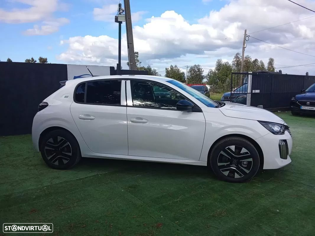 Peugeot e-208 50 kWh GT Line - 3