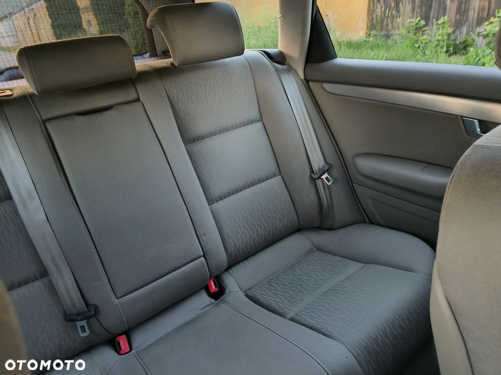 Audi A4 Avant - 27