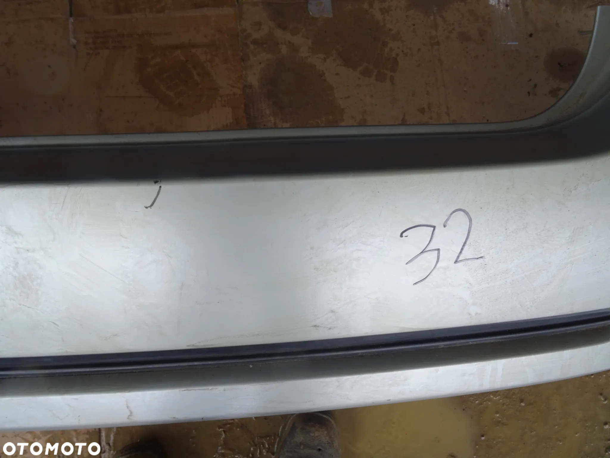 Zderzak Tył Toyota Corolla E12 Lift HB - 5