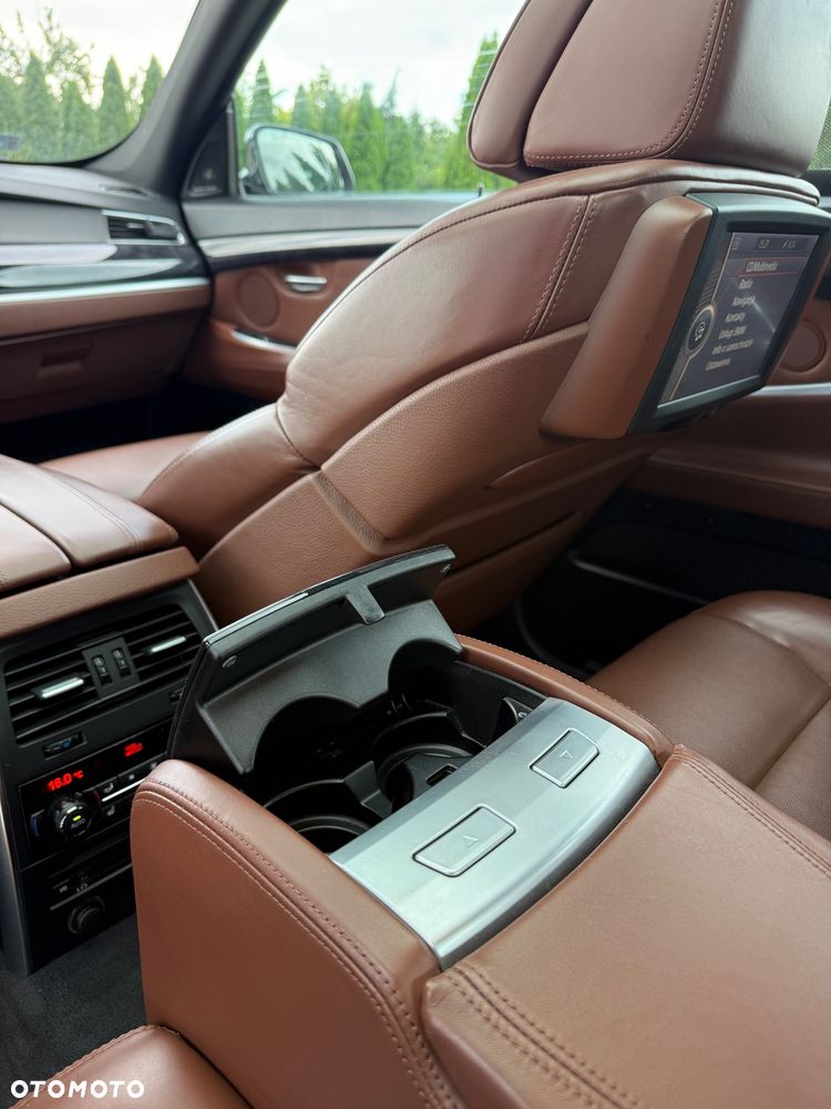 BMW 5GT 550i Luxury Line - 23