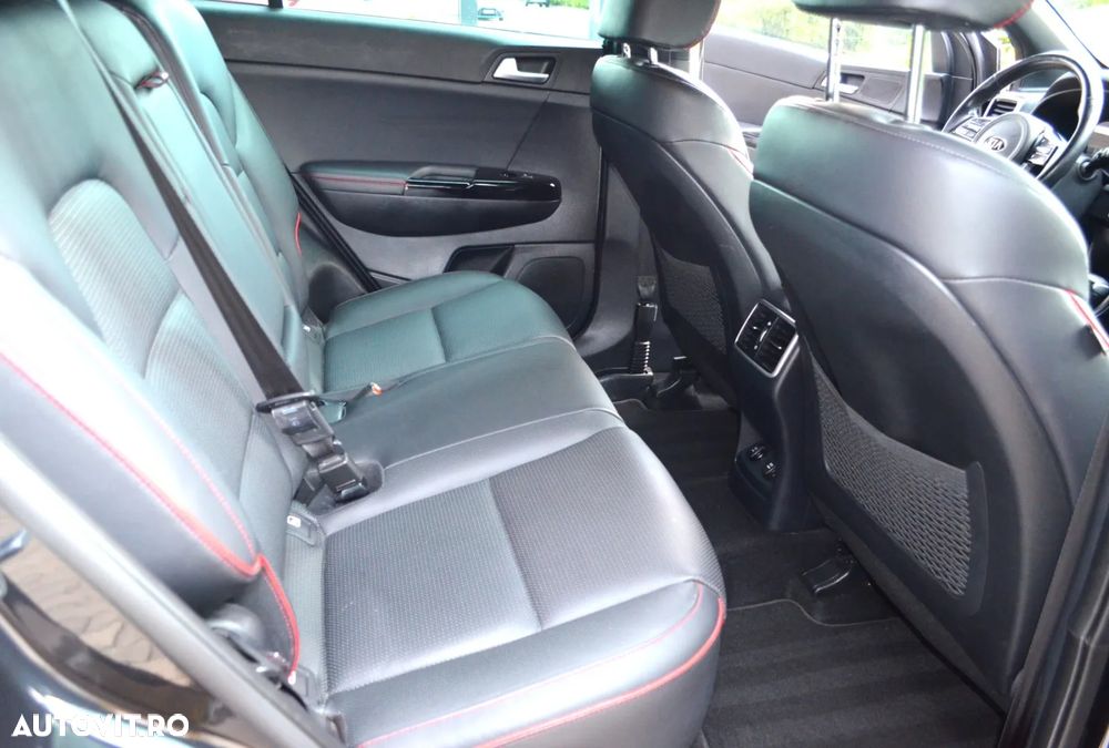 Kia Sportage 1.6 T-GDI AWD DCT GT LINE - 11
