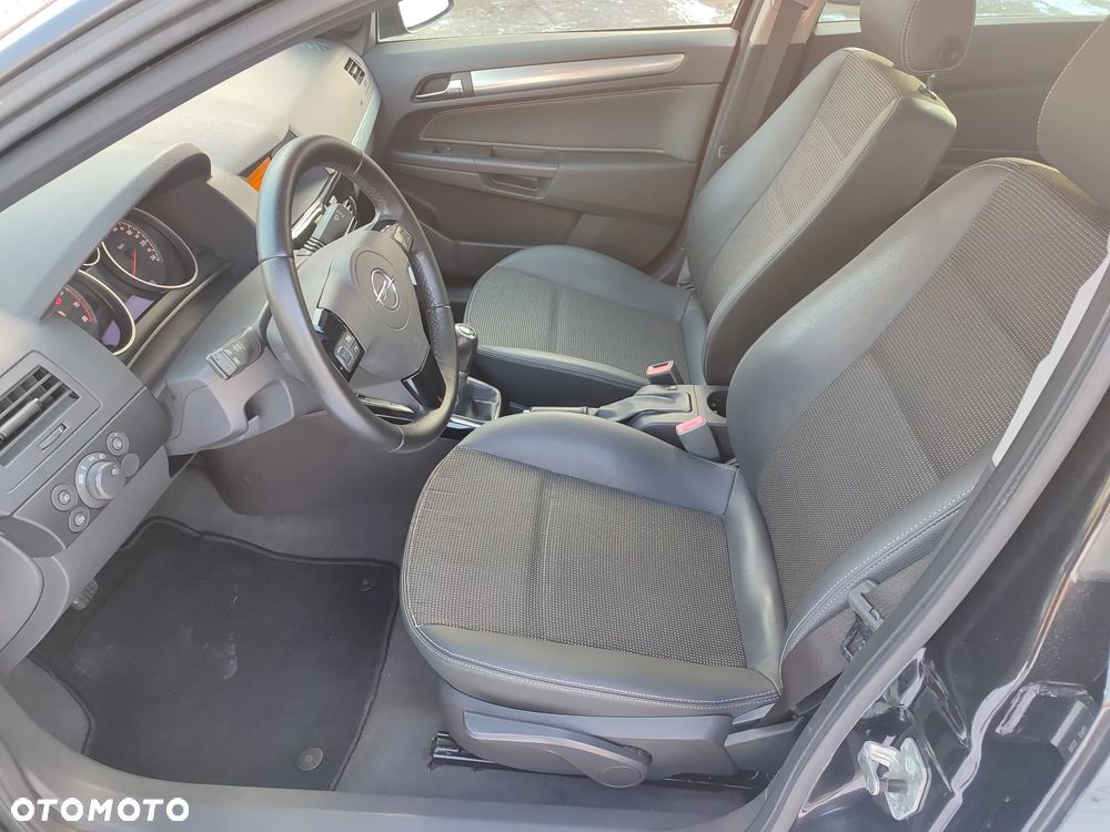 Opel Astra 1.8 Cosmo - 18