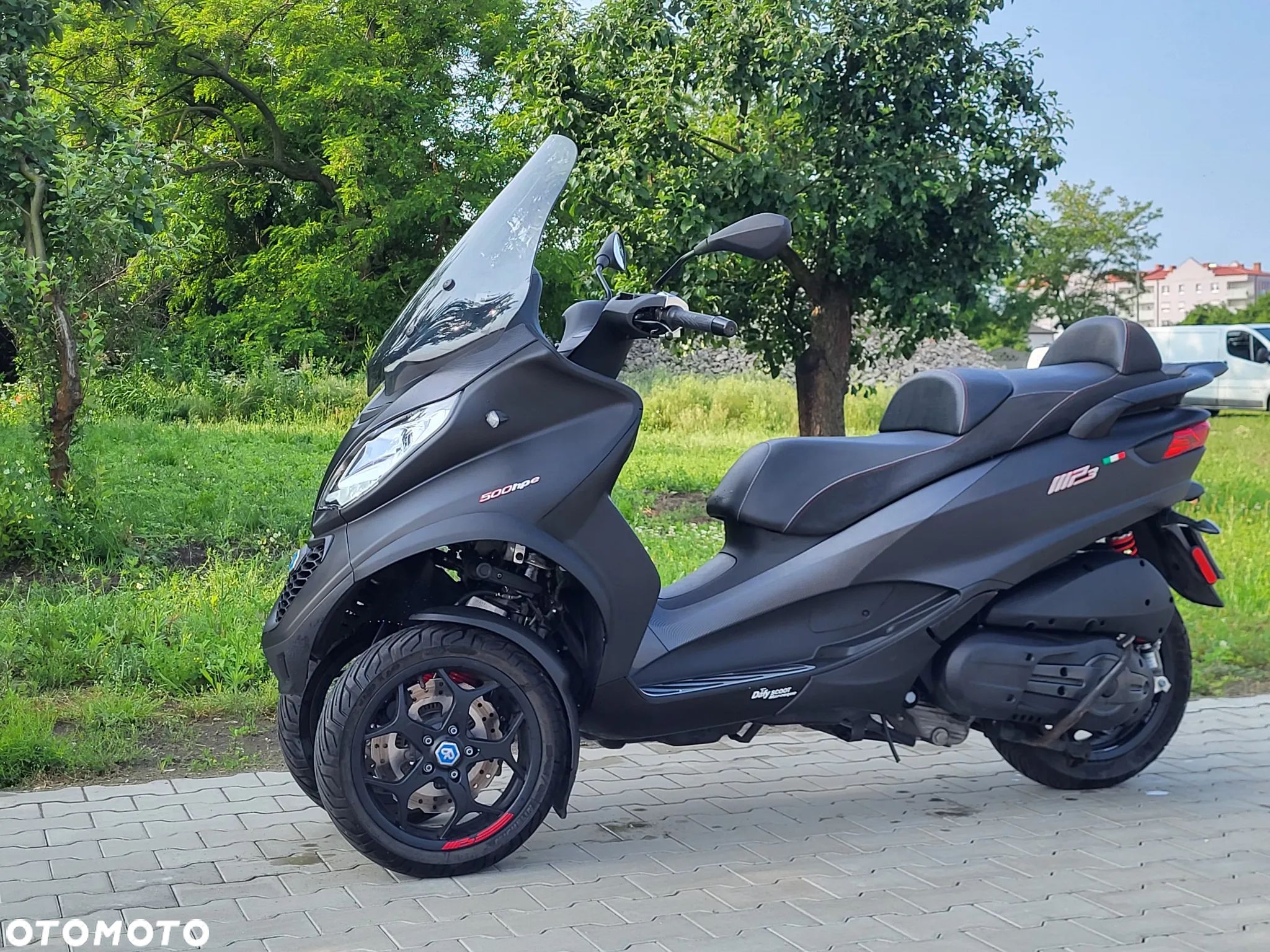 Piaggio MP-3 - 1