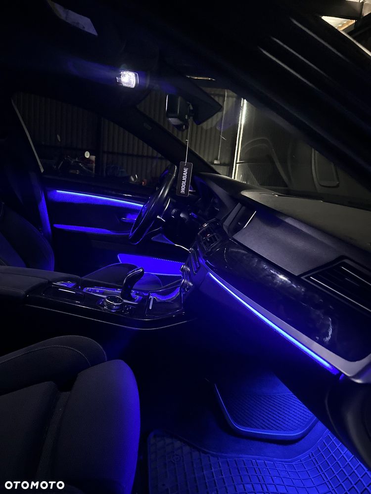 BMW Seria 5 535d xDrive - 17