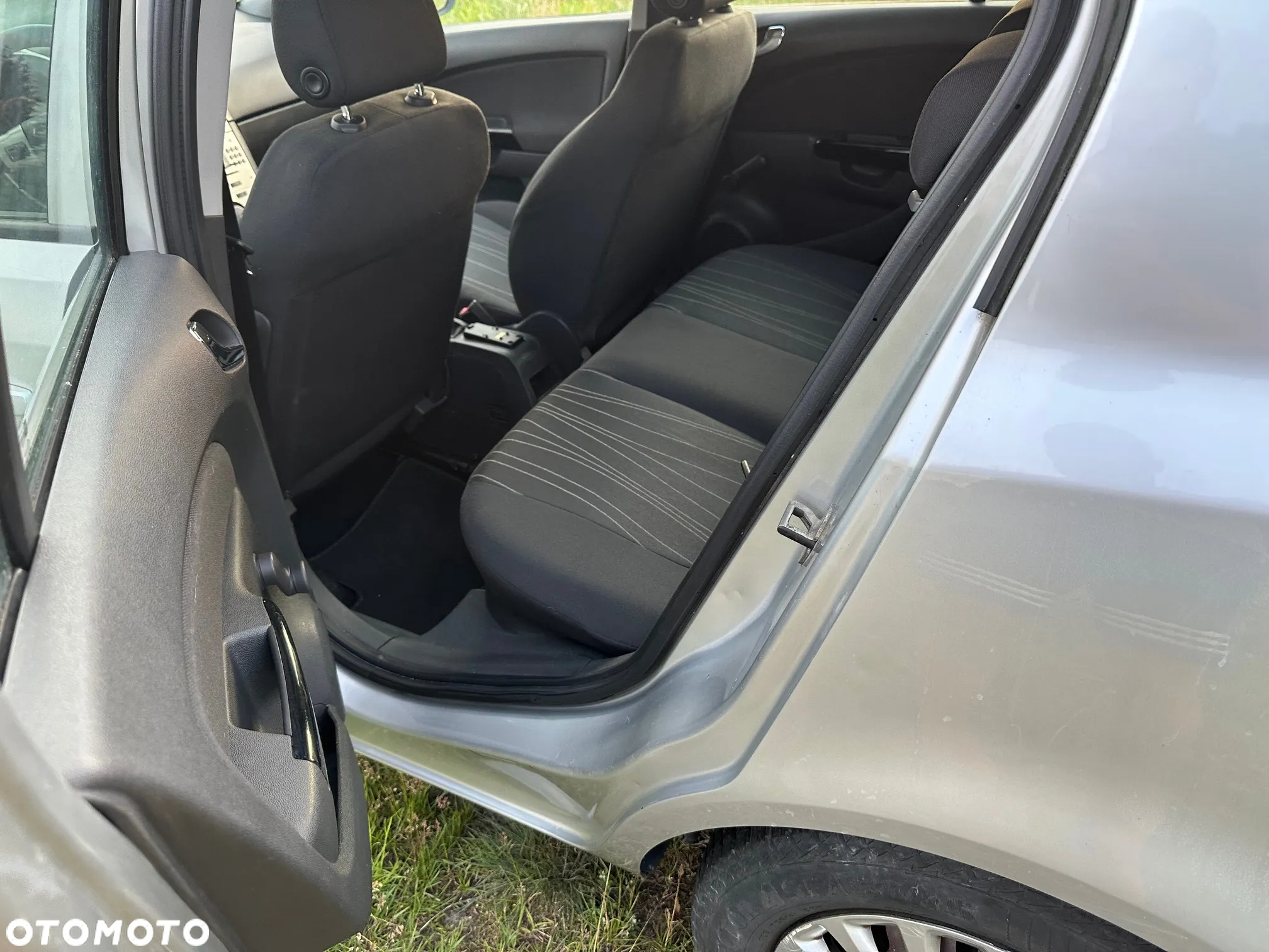 Opel Corsa 1.2 16V Cosmo - 20