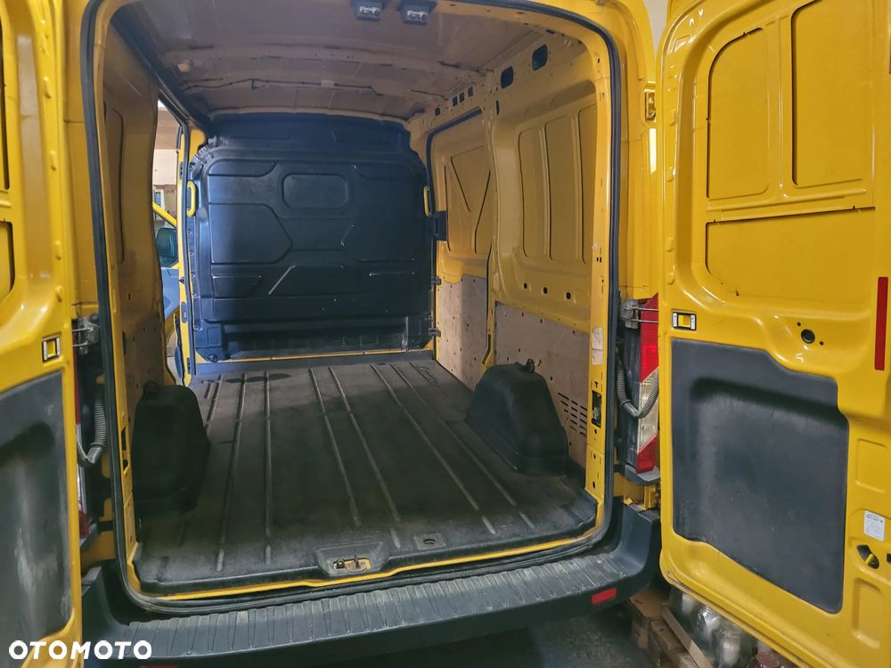 Ford Transit - 21