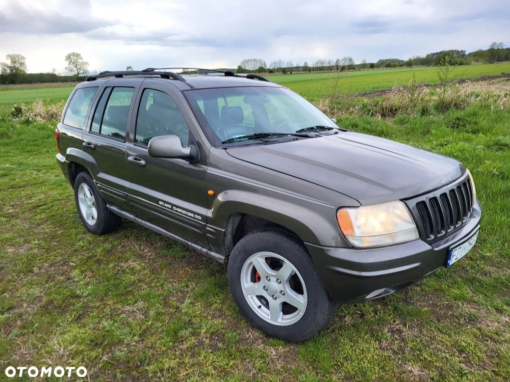 Jeep Grand Cherokee - 1