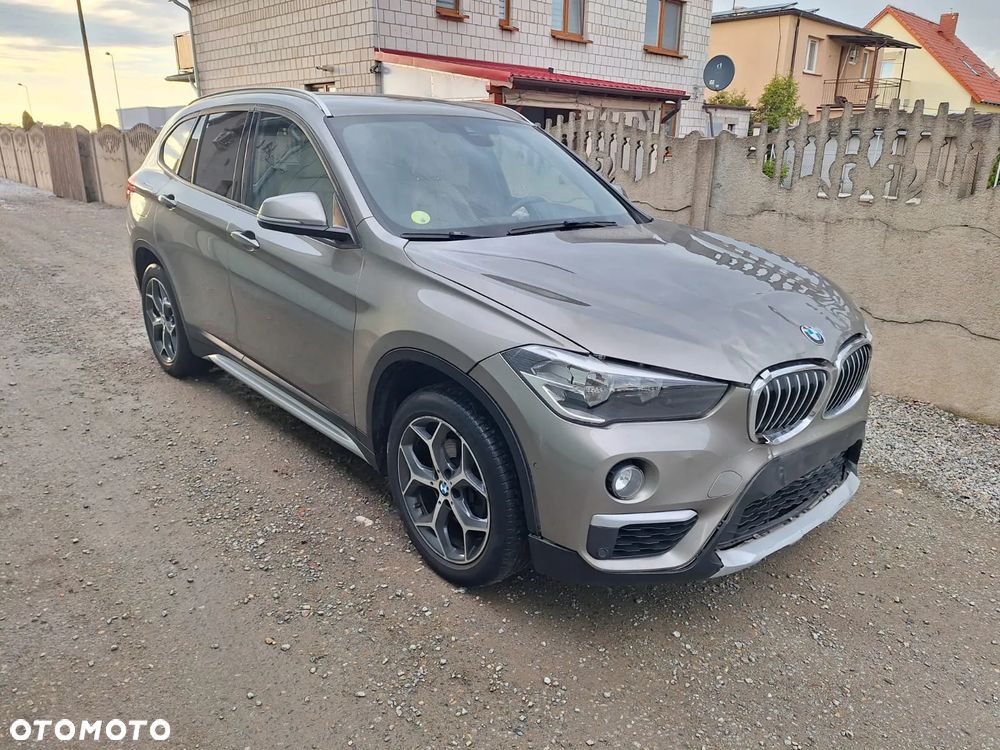 BMW X1 sDrive18d Sport Line - 2