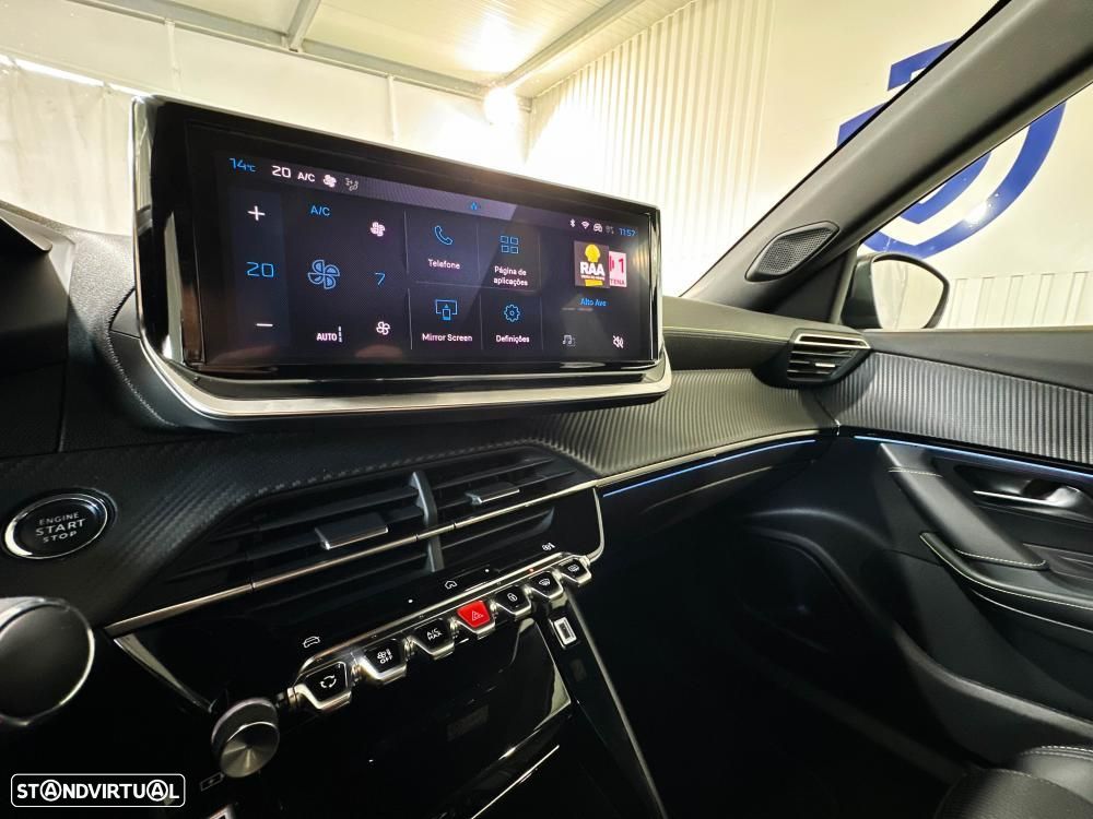 Peugeot e-2008 54 kWh GT - 38