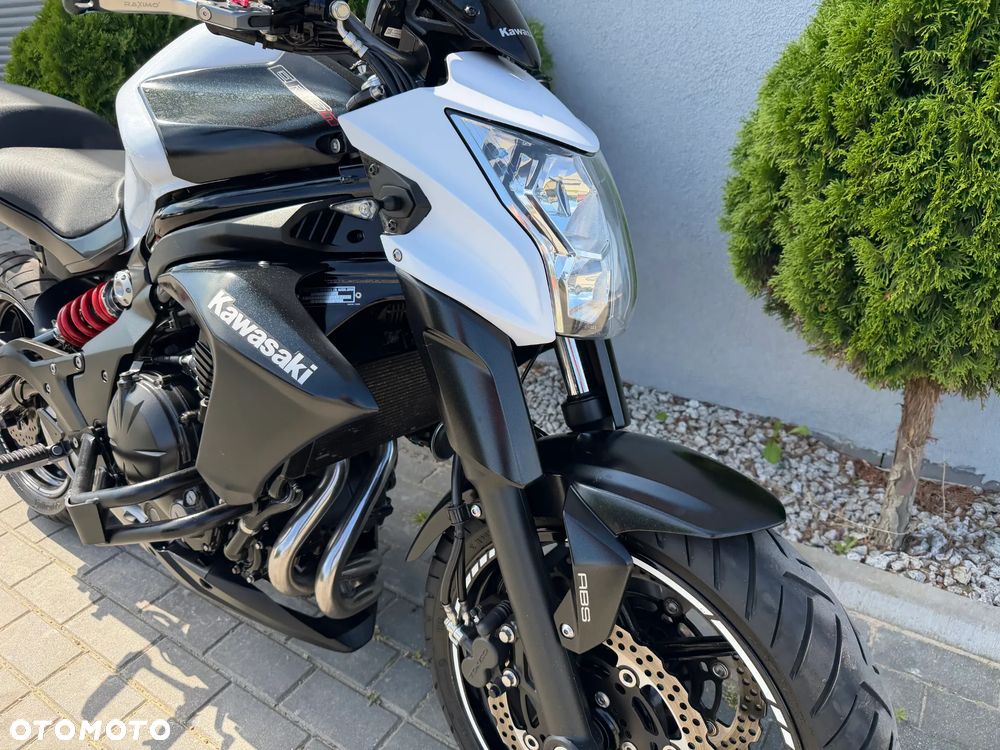 Kawasaki ER - 9