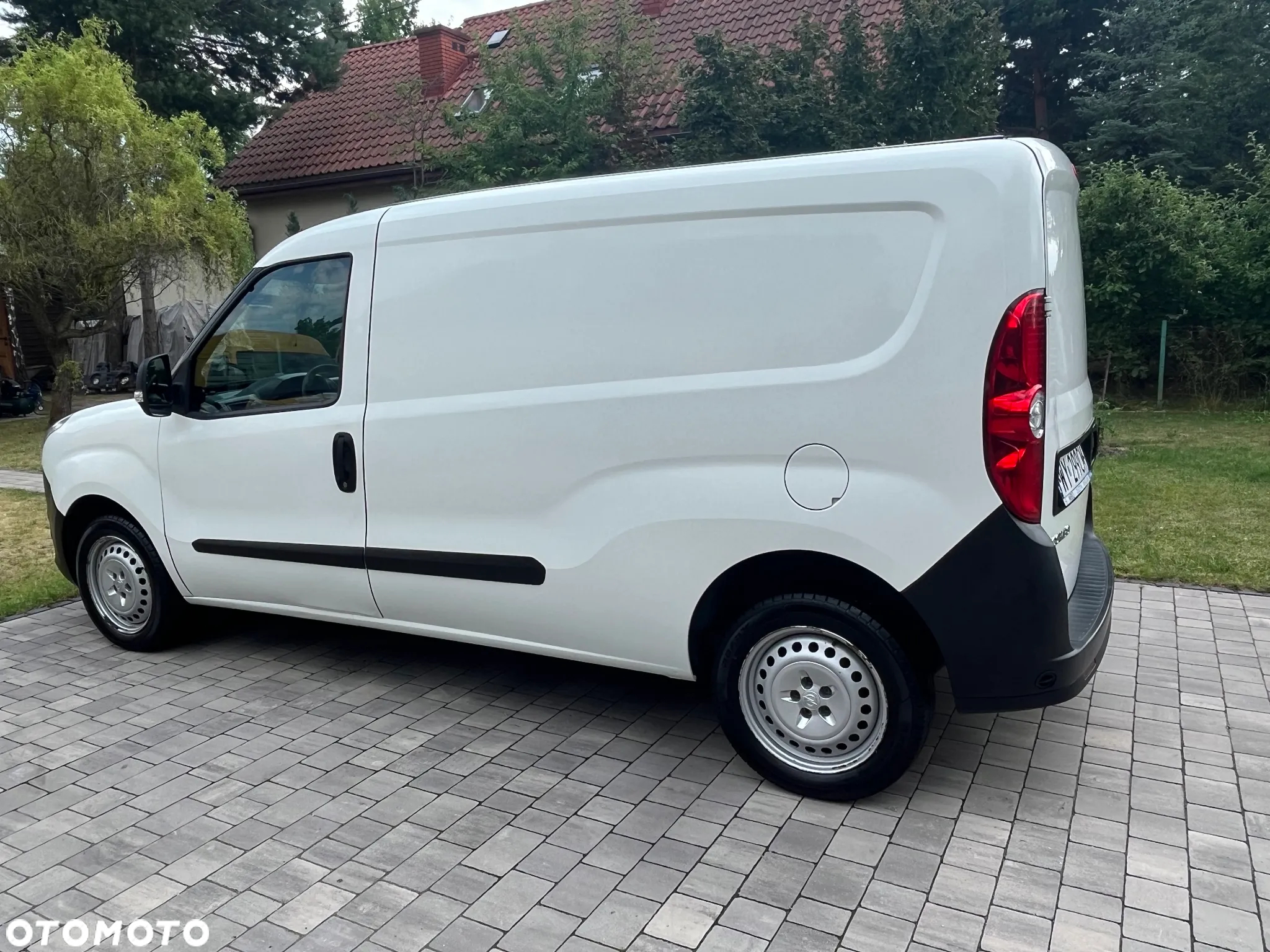 Opel COMBO MAXI 1.4 LPG 34 tyś NETTO - 4