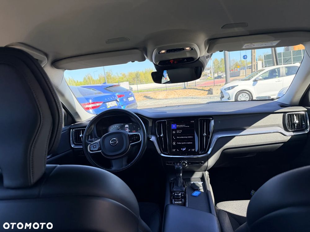 Volvo V60 D4 Momentum Pro - 15