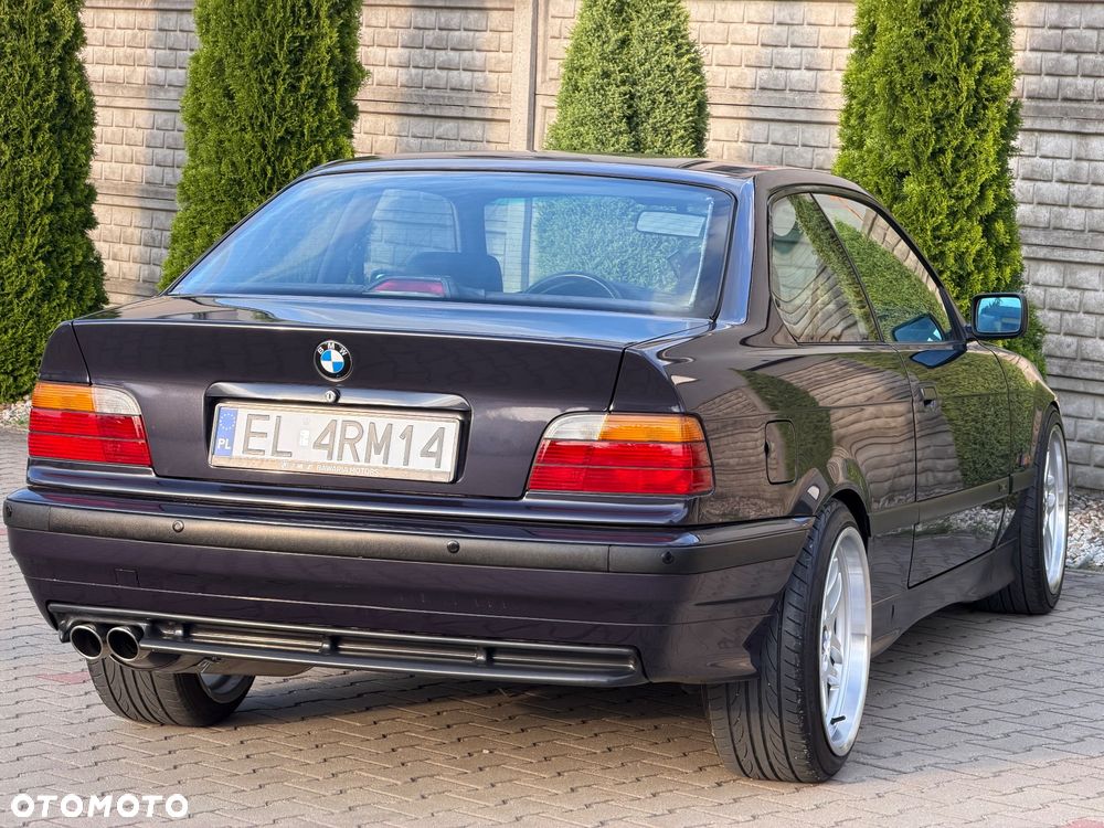 BMW Seria 3 316i - 4