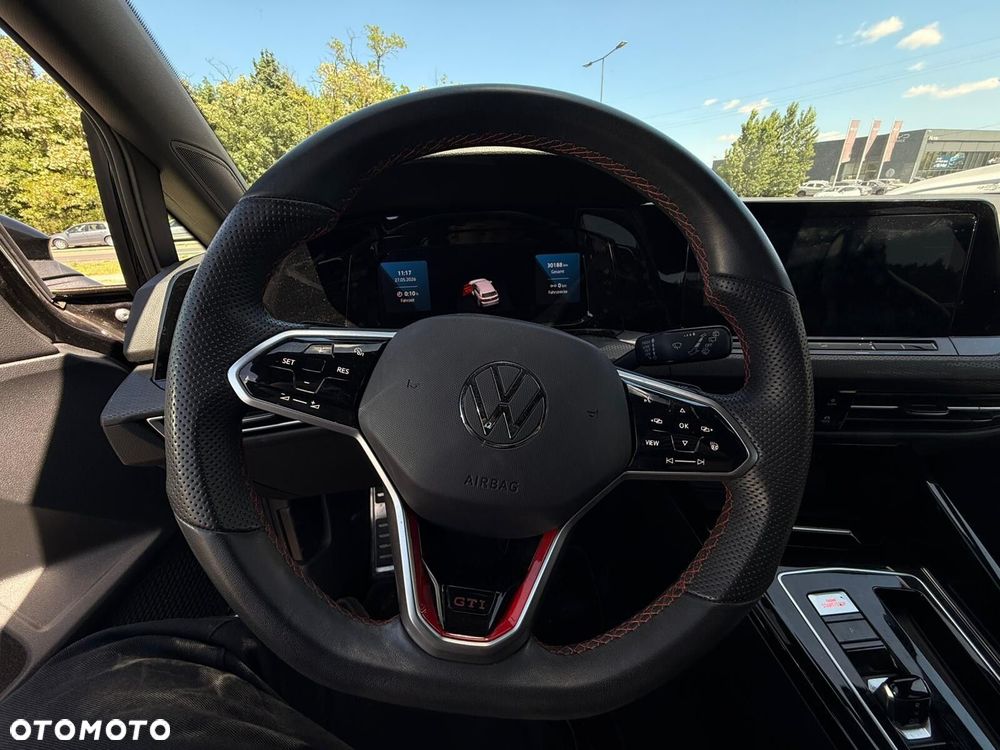 Volkswagen Golf - 15