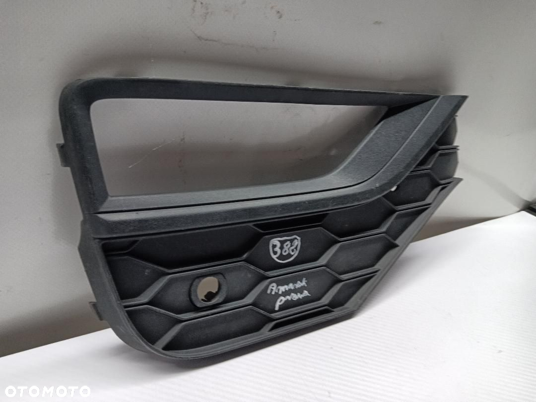 KRATKA ZDERZAKA PRAWA VW AMAROK 2H6807490 - 2