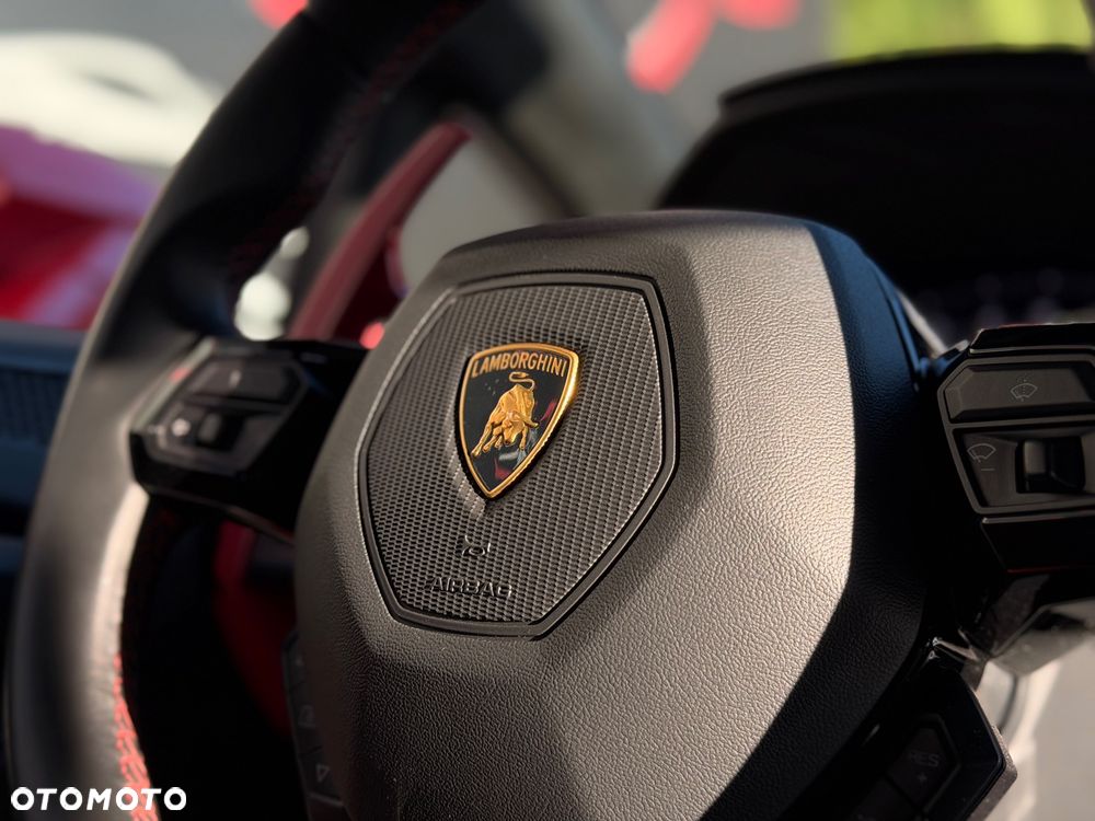 Lamborghini Huracan EVO - 29