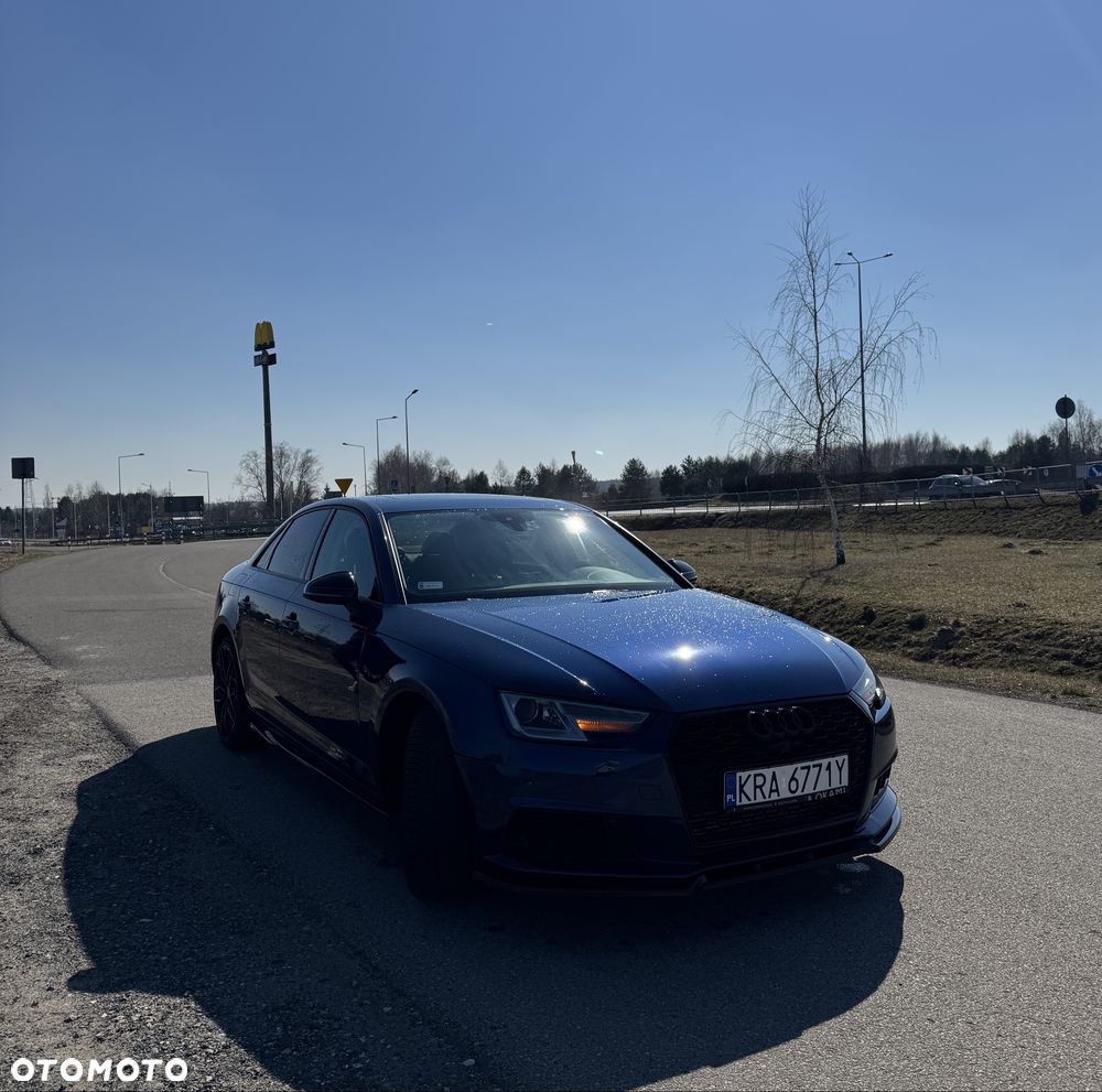 Audi A4 Limousine - 2