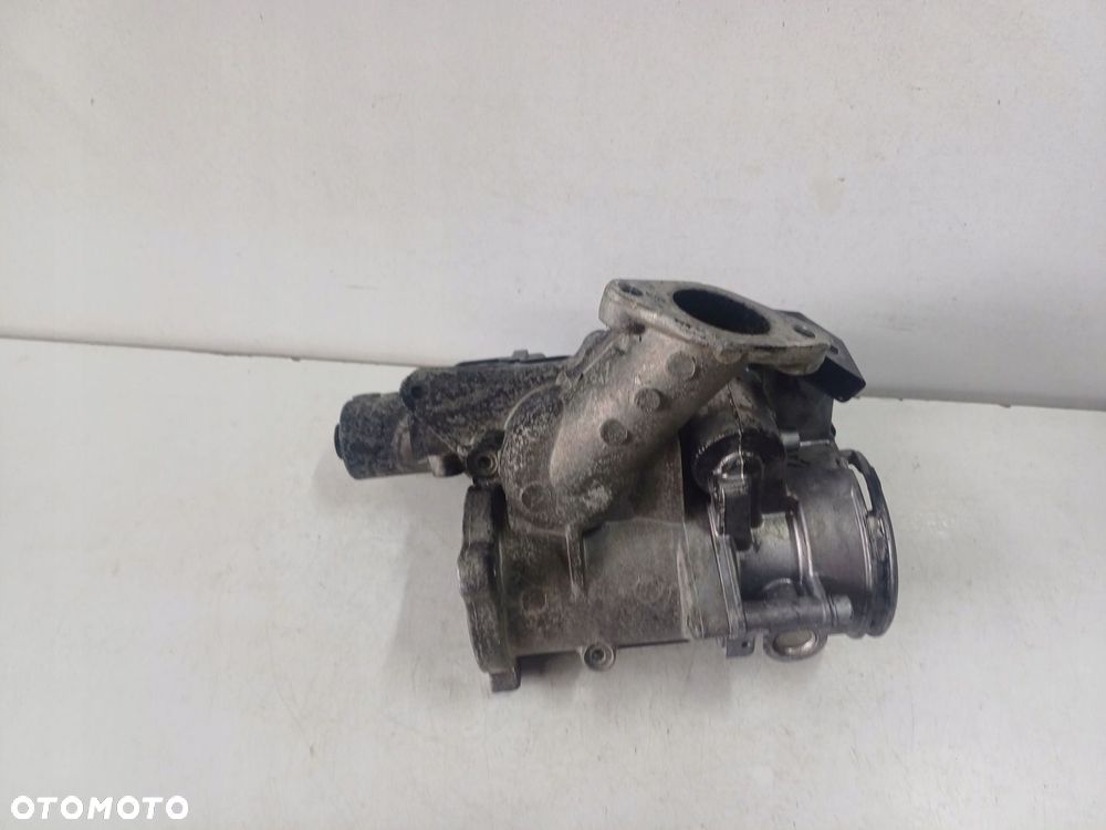 PRZEPUSTNICA ZAWOR EGR VW PASSAT B6 1.9TDI - 5