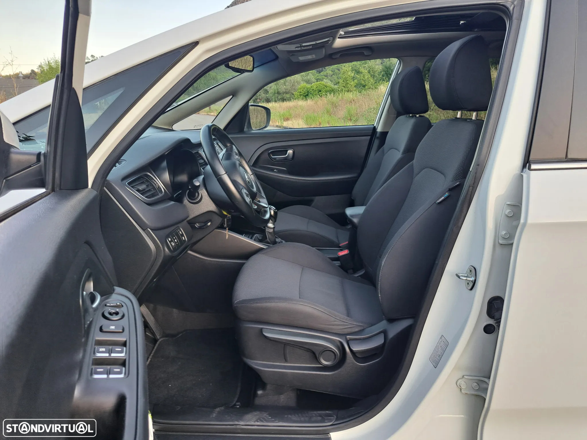 Kia Carens 1.7 CRDi ISG TX - 16