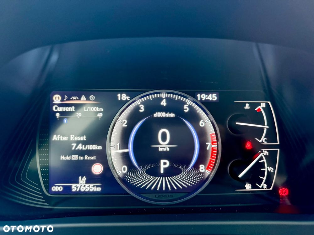 Lexus UX 200 GPF Business Edition 2WD - 28