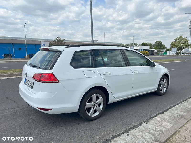 Volkswagen Golf - 13