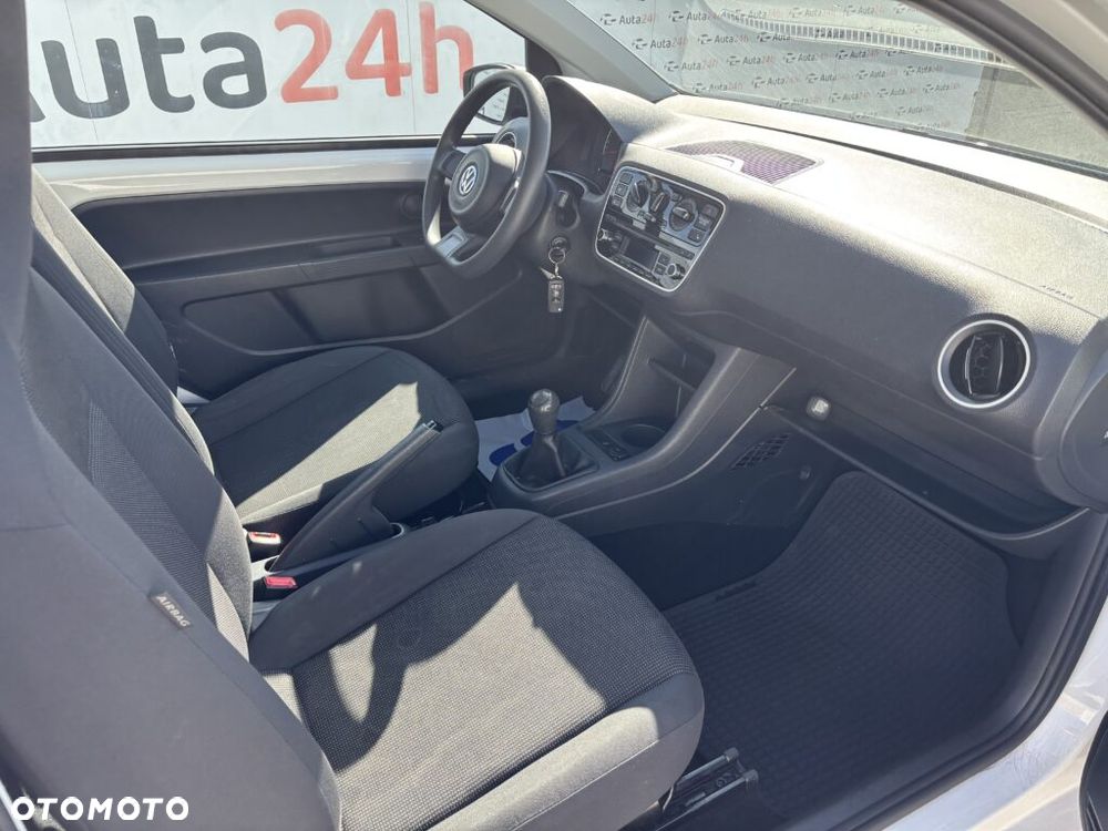 Volkswagen up! take - 11