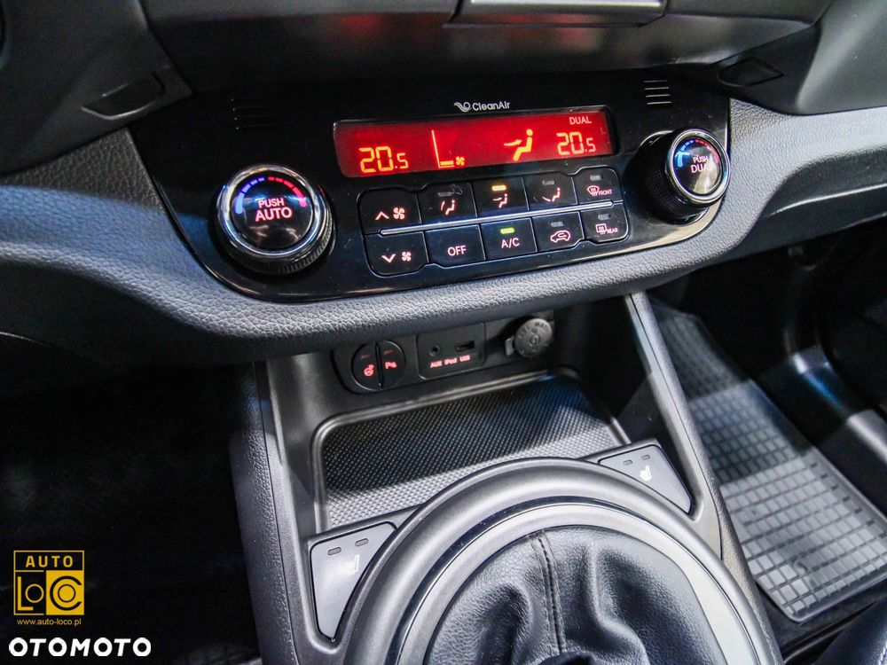 Kia Sportage 2.0 XL 2WD - 21