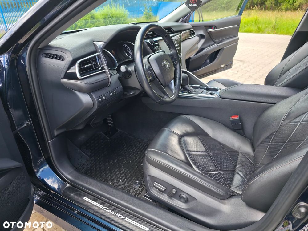 Toyota Camry 2.5 Hybrid Prestige CVT - 9