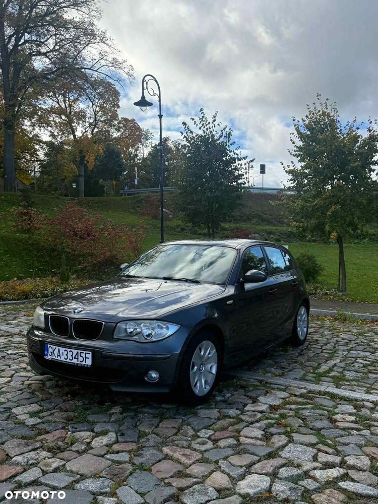 BMW Seria 1 118i - 1