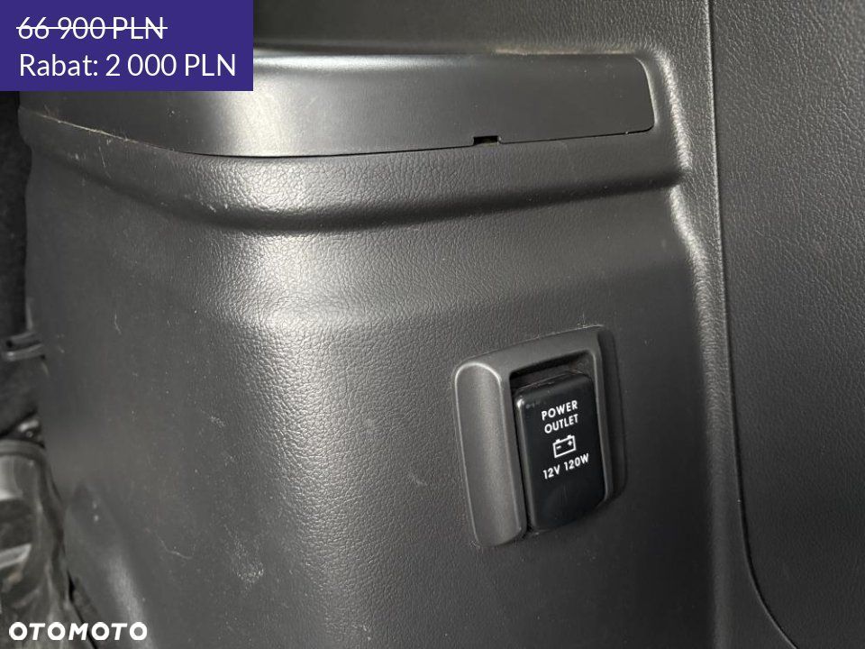 Mitsubishi Outlander - 24