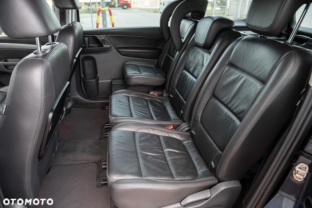 Volkswagen Sharan - 25