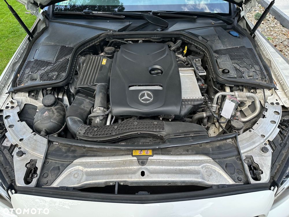 Mercedes-Benz Klasa C 200 7G-TRONIC - 21