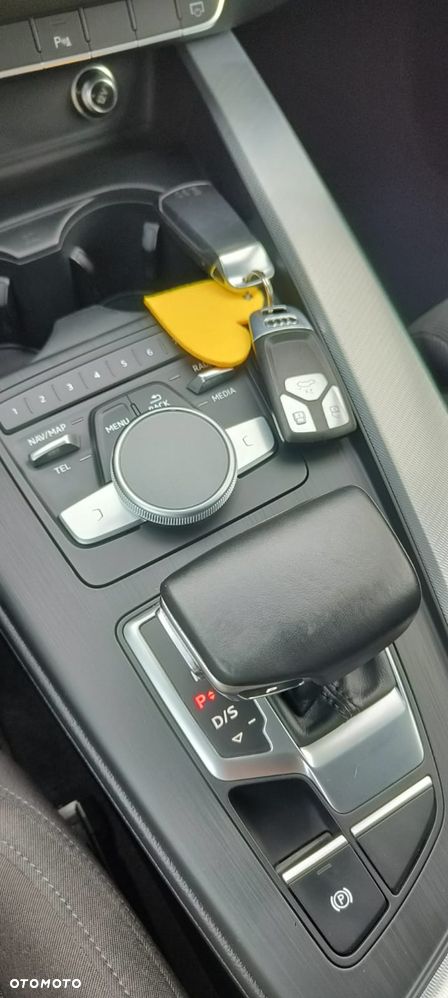 Audi A4 Avant 2.0 TDI S tronic sport - 23