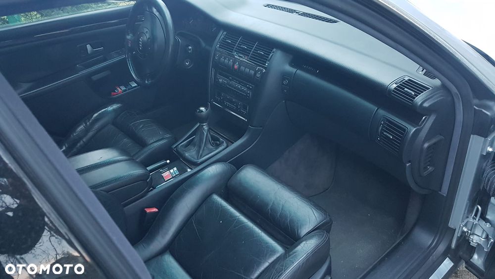 Audi S8 4.2 Quattro - 3