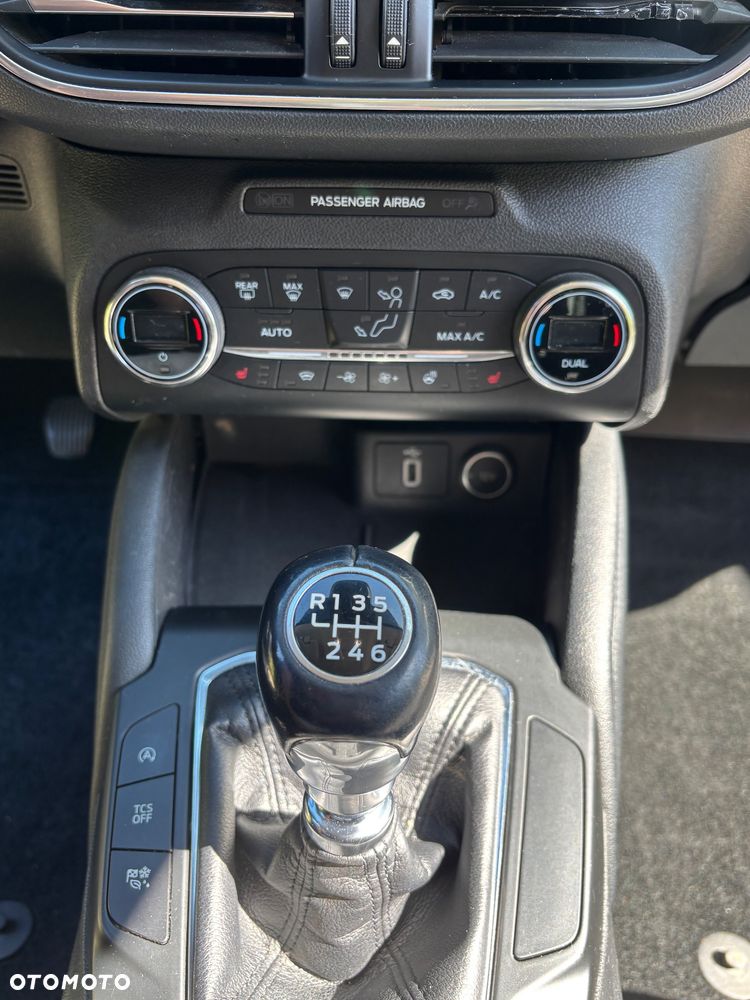 Ford Focus 2.0 EcoBlue Titanium Business - 7