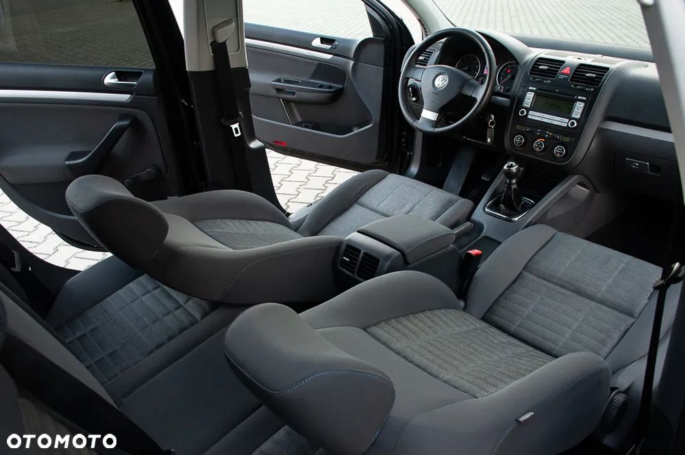 Volkswagen Golf 1.6 Tour Edition - 30