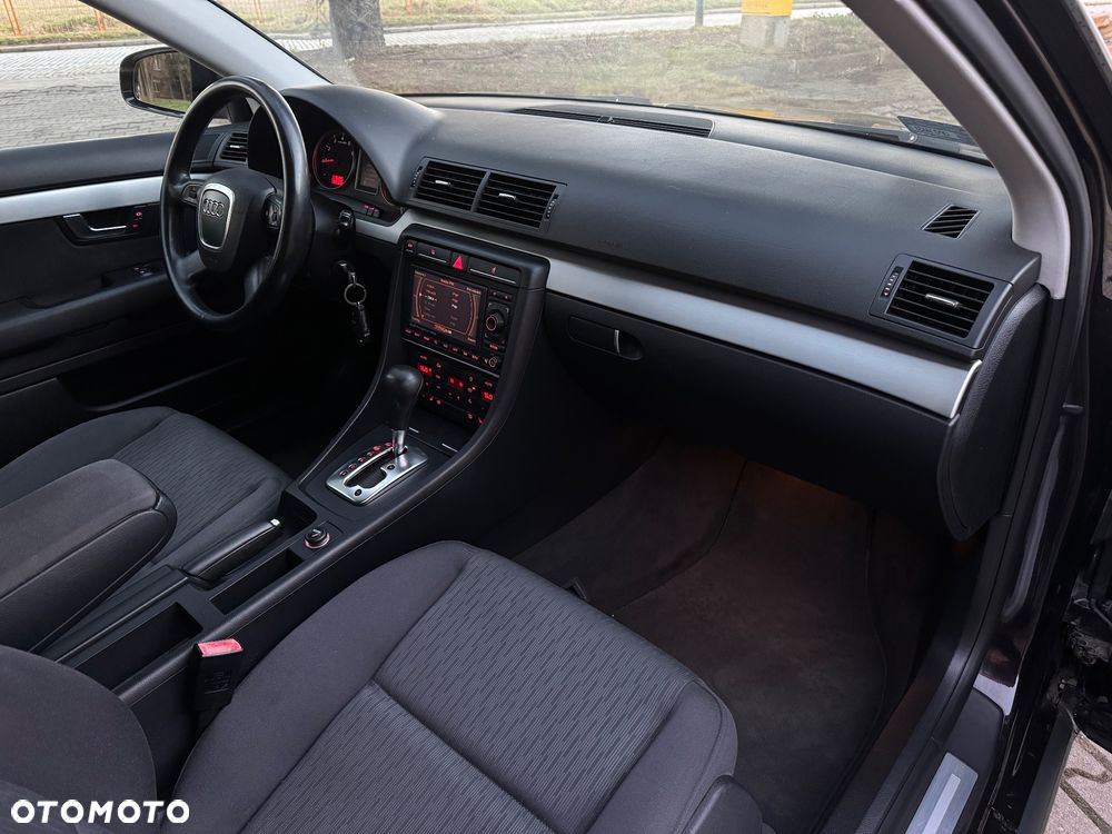 Audi A4 Avant 1.8T Multitronic - 8