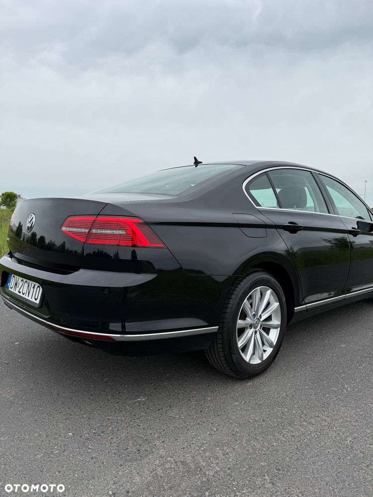 Volkswagen Passat 2.0 TDI BMT 4Mot Highline DSG - 17