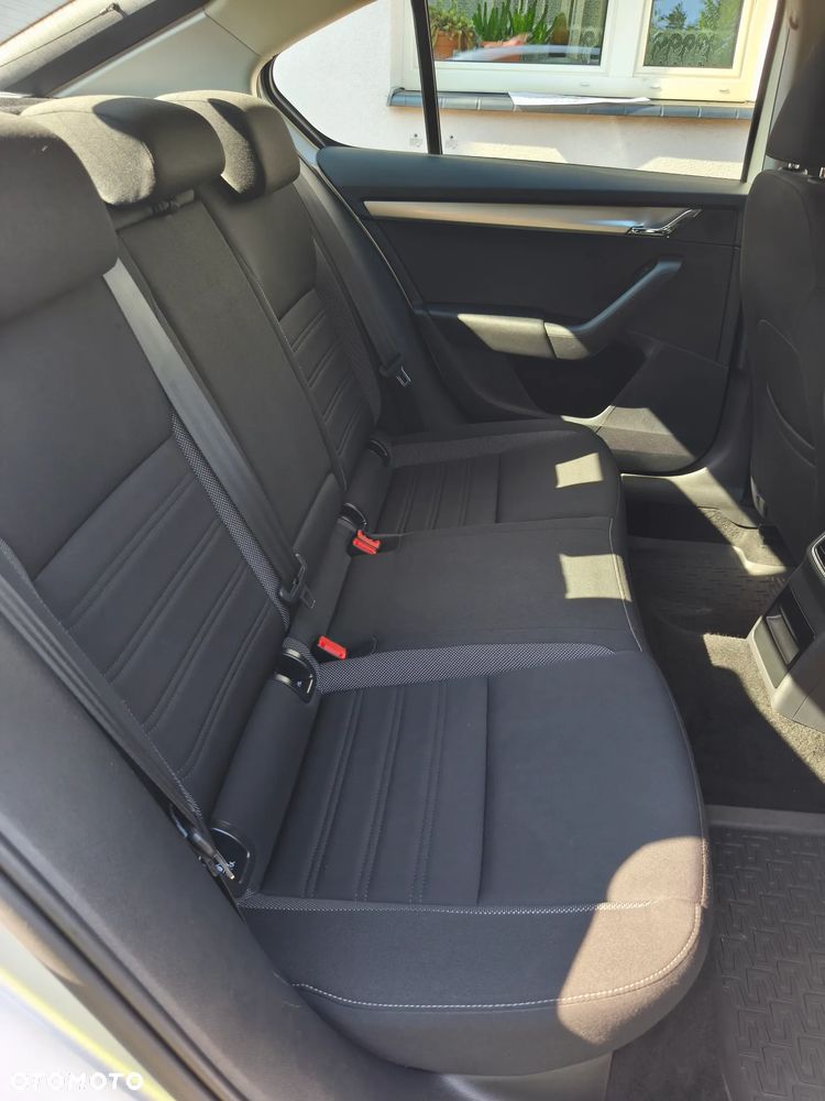 Skoda Octavia 1.6 TDI SCR Ambition - 21