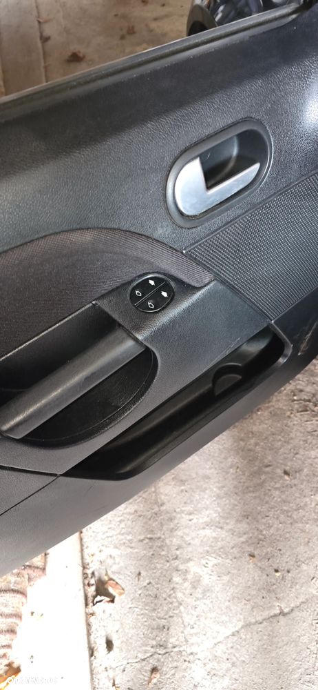 Ford Fiesta 1.4 Ambiente - 6