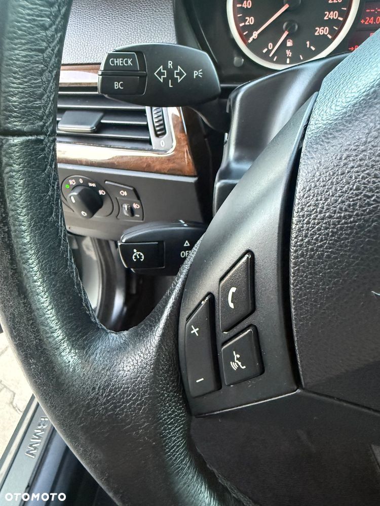 BMW Seria 5 - 30
